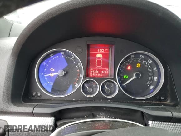 ✅ 2008 Volkswagen R32 • VIN: WVWKC71K38W102362 • Lot: 80700394. Listed on Copart with 165,756 mi. Free auction sales archive from the USA and detailed vehicle history report at DreamBid. Image 9.