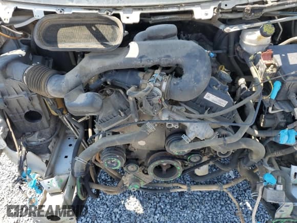 ✅ 2018 Ford Transit • VIN: 1FTYR2YMXJKB01631 • Lot: 60091905. Wystawiony na Copart z przebiegiem 123 157 mil. Bezpłatny archiwum sprzedaży aukcyjnych z USA i szczegółowy raport historii pojazdu na DreamBid. Zdjęcie 12.