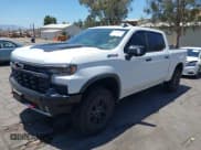 ✅ 2025 Chevrolet Silverado 1500 ZR2 • VIN: 3GCUKHEL3SG294019 • Лот: 42815128. Опубликован ранее на IAAI с пробегом 7 721 миль. Бесплатный доступ к архиву аукционных продаж из США и подробный отчёт об истории автомобиля на DreamBid. Изображение 2.