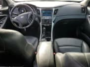 ✅ 2013 Hyundai Sonata Limited • VIN: 5NPEC4AC6DH594406 • Lot: 71685484. Wystawiony na Copart z przebiegiem 150 005 mil. Bezpłatny archiwum sprzedaży aukcyjnych z USA i szczegółowy raport historii pojazdu na DreamBid. Zdjęcie 8.