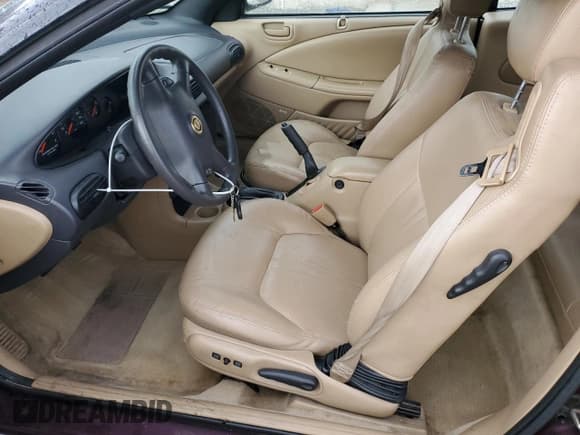 ✅ 2000 Chrysler Sebring JX • VIN: 3C3EL45H5YT298860 • Lot: 46617785. Wystawiony na Copart z przebiegiem Nie podano. Bezpłatny archiwum sprzedaży aukcyjnych z USA i szczegółowy raport historii pojazdu na DreamBid. Zdjęcie 7.