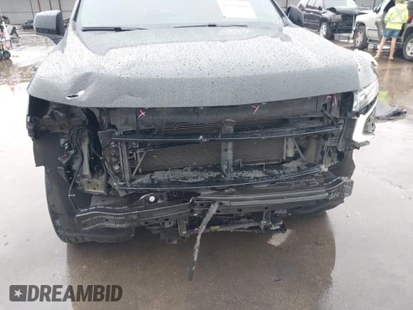 ✅ 2022 Chevrolet Suburban RST • VIN: 1GNSKEKD3NR231663 • Lot: 43295044. Listed on IAAI with Not provided. Free auction sales archive from the USA and detailed vehicle history report at DreamBid. Image 6.