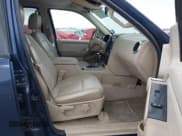 ✅ 2006 Ford Explorer XLT • VIN: 1FMEU63E86UA76342 • Lot: 43825333. Wystawiony na IAAI z przebiegiem 117 408 mil. Bezpłatny archiwum sprzedaży aukcyjnych z USA i szczegółowy raport historii pojazdu na DreamBid. Zdjęcie 5.