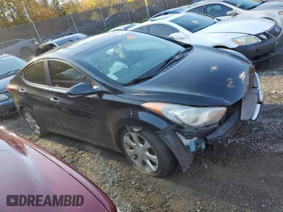 2011 Hyundai Elantra GLS z VIN KMHDH4AE3BU164152, wystawiony jako Copart lot #90817445 z przebiegiem 178 031 mil mil oraz Szkoda całkowita • Salvage title. Historia ofert i sprzedaży dostępna na DreamBid. Obrazek 4.