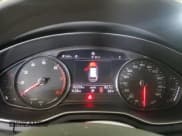 ✅ 2019 Audi allroad A4 Premium • VIN: WA17NAF40KA010700 • Lot: 58520805. Wystawiony na Copart z przebiegiem 62 259 mil. Bezpłatny archiwum sprzedaży aukcyjnych z USA i szczegółowy raport historii pojazdu na DreamBid. Zdjęcie 9.