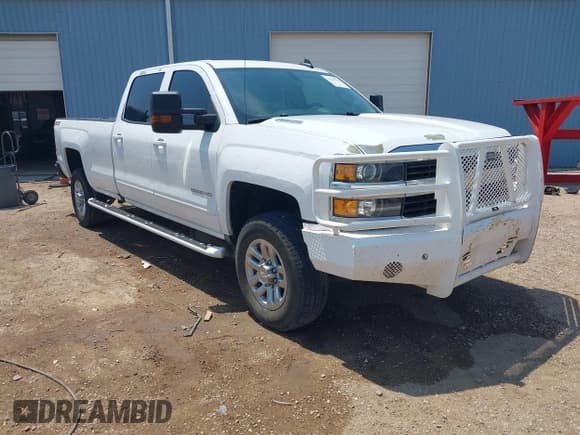 ✅ 2016 Chevrolet Silverado 2500HD LT • VIN: 1GC1KVE89GF211019 • Лот: 42670083. Опубликован ранее на IAAI с пробегом 204 428 миль. Бесплатный доступ к архиву аукционных продаж из США и подробный отчёт об истории автомобиля на DreamBid. Изображение 1.