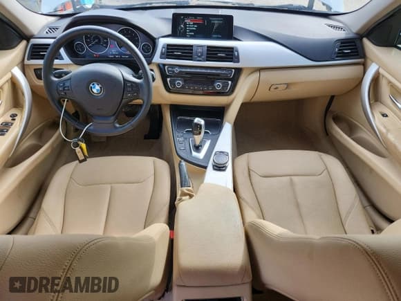 ✅ 2016 BMW 3 Series 320i • VIN: WBA8E1G55GNT38337 • Лот: 91553105. Опубликован ранее на Copart с пробегом 116 018 миль. Бесплатный доступ к архиву аукционных продаж из США и подробный отчёт об истории автомобиля на DreamBid. Изображение 8.