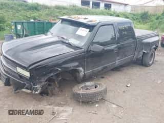 1999 Chevrolet Silverado 3500 с VIN 1GCHK33J3XF016767, выставлен на аукционе IAAI как лот 42542736 с пробегом 151 672 миль миль и . История ставок и продаж доступна на DreamBid. Изображение 2.