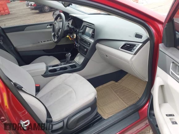 ✅ 2016 Hyundai Sonata SE • VIN: 5NPE24AF0GH360568 • Лот: 43377247. Опубликован ранее на IAAI с пробегом 80 329 миль. Бесплатный доступ к архиву аукционных продаж из США и подробный отчёт об истории автомобиля на DreamBid. Изображение 5.