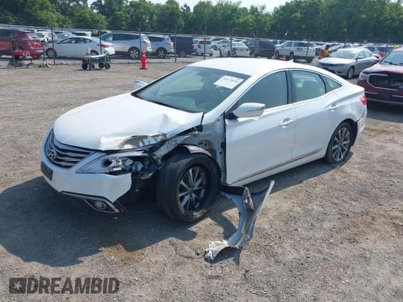 ✅ 2015 Hyundai Azera • VIN: KMHFG4JG3FA447672 • Лот: 42474930. Опубликован ранее на IAAI с пробегом 125 425 миль. Бесплатный доступ к архиву аукционных продаж из США и подробный отчёт об истории автомобиля на DreamBid. Изображение 17.
