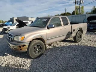 ✅ 2000 Toyota Tundra SR5 • VIN: 5TBBT4415YS001253 • Лот: 85111055. Опубликован ранее на Copart с пробегом 195 611 миль. Бесплатный доступ к архиву аукционных продаж из США и подробный отчёт об истории автомобиля на DreamBid. Изображение 1.