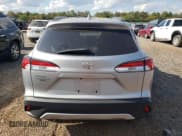 ✅ 2022 Toyota Corolla Cross LE • VIN: 7MUCAABG6NV011444 • Lot: 71441935. Listed on Copart with 29,196 mi. Free auction sales archive from the USA and detailed vehicle history report at DreamBid. Image 6.