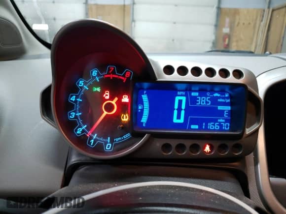 2013 Chevrolet Sonic LT с VIN 1G1JD6SB9D4131008, выставлен на аукционе Copart как лот 65564515 с пробегом 116 670 миль миль и Чистый • Clean title. История ставок и продаж доступна на DreamBid. Изображение 9.