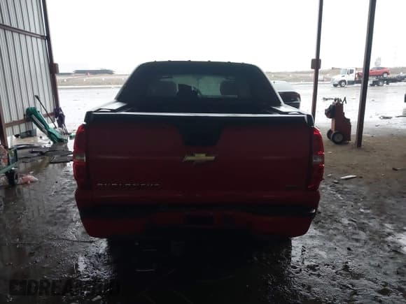 ✅ 2010 Chevrolet Avalanche LS • VIN: 3GNNCEE03AG105669 • Lot: 42196345. Wystawiony na IAAI z przebiegiem 135 364 mil. Bezpłatny archiwum sprzedaży aukcyjnych z USA i szczegółowy raport historii pojazdu na DreamBid. Zdjęcie 16.