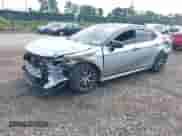 2020 Toyota Camry Hybrid LE z VIN 4T1C31AK4LU542396, wystawiony jako IAAI lot #42987539 z przebiegiem 58 172 mil mil oraz . Historia ofert i sprzedaży dostępna na DreamBid. Obrazek 2.