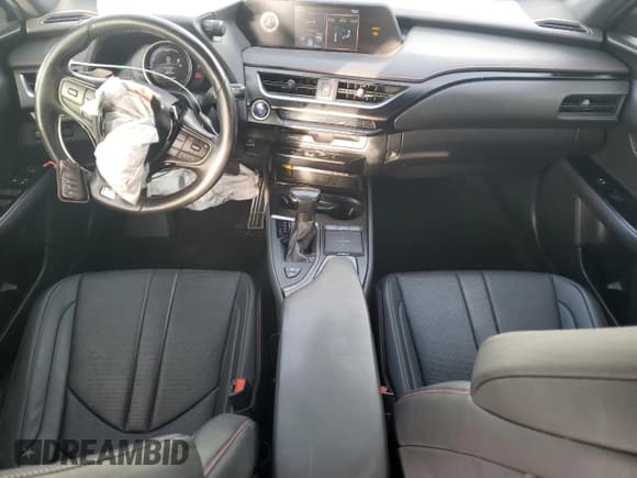 ✅ 2021 Lexus UX 250h F Sport • VIN: JTHR9JBH8M2046027 • Lot: 84347785. Wystawiony na Copart z przebiegiem 47 681 mil. Bezpłatny archiwum sprzedaży aukcyjnych z USA i szczegółowy raport historii pojazdu na DreamBid. Zdjęcie 8.