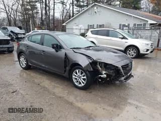 ✅ 2015 Mazda 3 i Grand Touring • VIN: 3MZBM1M77FM231779 • Лот: 43791054. Опубликован ранее на IAAI с пробегом 199 912 миль. Бесплатный доступ к архиву аукционных продаж из США и подробный отчёт об истории автомобиля на DreamBid. Изображение 1.