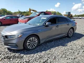 2019 Honda Accord with VIN 1HGCV3F17KA017828, listed as a Copart auction lot 71732605 with 319,802 mi miles and Clean title. Bid and sale history available at DreamBid. Image 1.