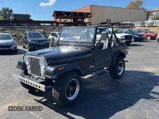 ✅ 1986 Jeep CJ • VIN: 1JCCM87A8GT005257 • Lot: 73515554. Wystawiony na Copart z przebiegiem 51 993 mil. Bezpłatny archiwum sprzedaży aukcyjnych z USA i szczegółowy raport historii pojazdu na DreamBid. Zdjęcie 2.