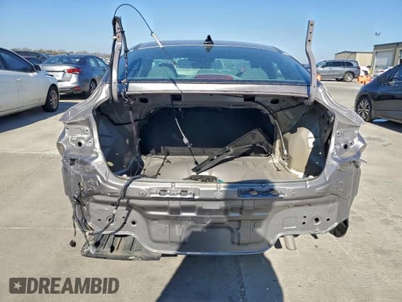 ✅ 2024 Hyundai Elantra SEL • VIN: KMHLM4DG5RU636799 • Lot: 94935685. Listed on Copart with 29,831 mi. Free auction sales archive from the USA and detailed vehicle history report at DreamBid. Image 6.