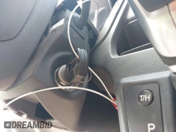 ✅ 2016 Ford Transit Cargo • VIN: 1FTYR2CM6GKA55411 • Lot: 42582896. Listed on IAAI with 89,921 mi. Free auction sales archive from the USA and detailed vehicle history report at DreamBid. Image 11.