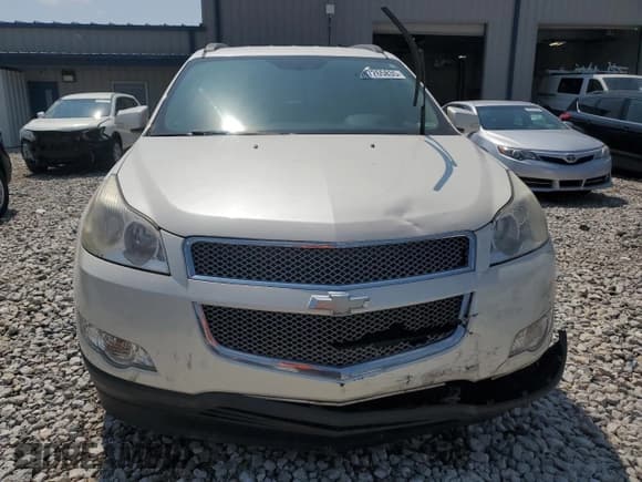✅ 2011 Chevrolet Traverse LTZ • VIN: 1GNKVLED6BJ189409 • Lot: 67265835. Wystawiony na Copart z przebiegiem 179 815 mil. Bezpłatny archiwum sprzedaży aukcyjnych z USA i szczegółowy raport historii pojazdu na DreamBid. Zdjęcie 5.