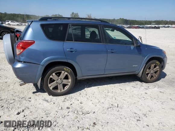 ✅ 2008 Toyota RAV4 Sport • VIN: JTMBK32V385052380 • Lot: 82186505. Listed on Copart with 164,141 mi. Free auction sales archive from the USA and detailed vehicle history report at DreamBid. Image 3.