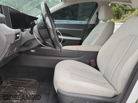 ✅ 2024 Hyundai Sonata SEL • VIN: KMHL14JAXRA353700 • Лот: 69081665. Опубликован ранее на Copart с пробегом 27 662 миль. Бесплатный доступ к архиву аукционных продаж из США и подробный отчёт об истории автомобиля на DreamBid. Изображение 7.