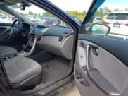 ✅ 2012 Hyundai Elantra Limited • VIN: 5NPDH4AE0CH133280 • Лот: 43244402. Опубликован ранее на IAAI с пробегом 190 648 миль. Бесплатный доступ к архиву аукционных продаж из США и подробный отчёт об истории автомобиля на DreamBid. Изображение 5.