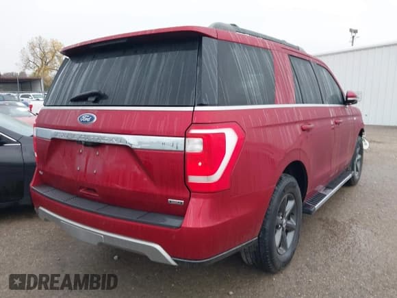 ✅ 2019 Ford Expedition XLT • VIN: 1FMJU1JT6KEA07303 • Lot: 43723205. Listed on IAAI with 126,561 mi. Free auction sales archive from the USA and detailed vehicle history report at DreamBid. Image 4.
