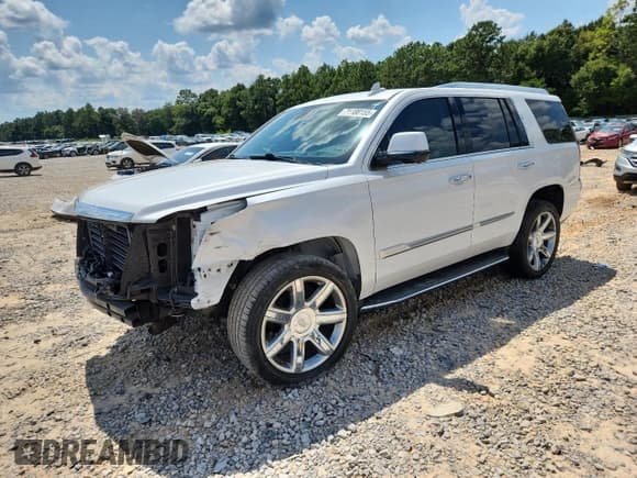 ✅ 2020 Cadillac Escalade Luxury • VIN: 1GYS3BKJ9LR163029 • Lot: 71188155. Listed on Copart with 89,113 mi. Free auction sales archive from the USA and detailed vehicle history report at DreamBid. Image 1.