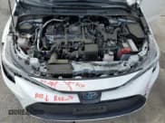 ✅ 2024 Toyota Corolla Hybrid LE • VIN: JTDBCMFE5R3048521 • Lot: 93053425. Wystawiony na Copart z przebiegiem 60 948 mil. Bezpłatny archiwum sprzedaży aukcyjnych z USA i szczegółowy raport historii pojazdu na DreamBid. Zdjęcie 11.