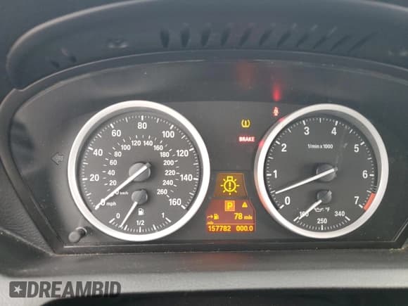 ✅ 2010 BMW 6 Series 650i • VIN: WBAEB5C57AC224979 • Лот: 80849124. Опубликован ранее на Copart с пробегом 157 782 миль. Бесплатный доступ к архиву аукционных продаж из США и подробный отчёт об истории автомобиля на DreamBid. Изображение 9.