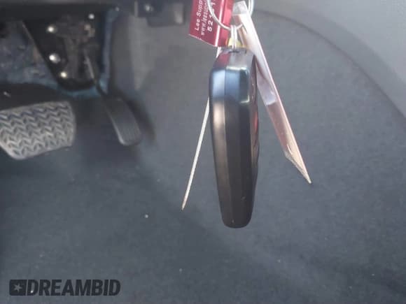 ✅ 2024 Toyota Sequoia SR5 • VIN: 7SVAAABA2RX026994 • Lot: 39072064. Listed on IAAI with 853 mi. Free auction sales archive from the USA and detailed vehicle history report at DreamBid. Image 11.