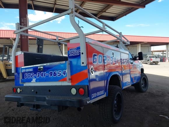 ✅ 2016 Chevrolet Silverado 2500HD Work Truck • VIN: 1GB0CUEGXGZ280914 • Lot: 43417486. Listed on IAAI with 152,408 mi. Free auction sales archive from the USA and detailed vehicle history report at DreamBid. Image 4.