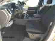 2018 Dodge Durango SXT z VIN 1C4RDJAG9JC448458, wystawiony jako Copart lot #86799185 z przebiegiem 102 853 mil mil oraz Szkoda całkowita • Salvage title. Historia ofert i sprzedaży dostępna na DreamBid. Obrazek 7.