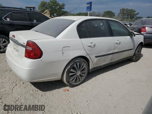 ✅ 2005 Chevrolet Malibu • VIN: 1G1ZS52855F294431 • Lot: 84606905. Listed on Copart with 26,751 mi. Free auction sales archive from the USA and detailed vehicle history report at DreamBid. Image 3.