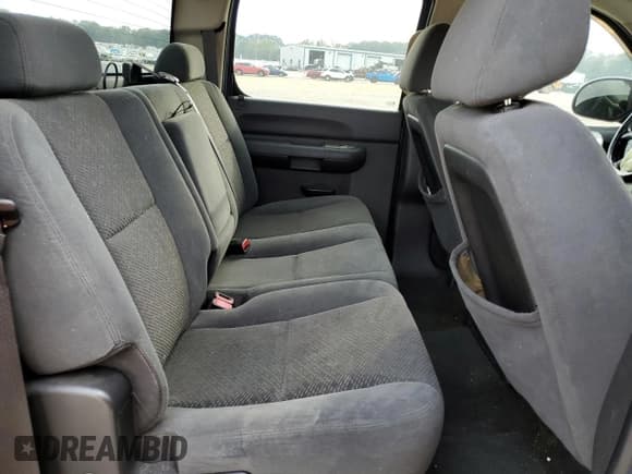 ✅ 2007 Chevrolet Silverado 1500 1LT • VIN: 2GCEK13M271733668 • Lot: 86884205. Listed on Copart with 272,200 mi. Free auction sales archive from the USA and detailed vehicle history report at DreamBid. Image 10.