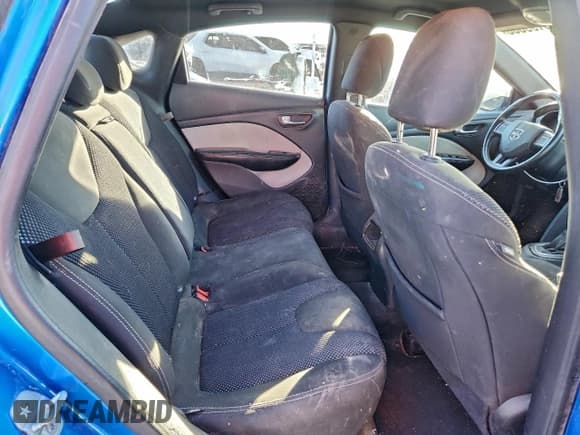 ✅ 2016 Dodge Dart SXT • VIN: 1C3CDFBBXGD571196 • Lot: 95199335. Wystawiony na Copart z przebiegiem 162 083 mil. Bezpłatny archiwum sprzedaży aukcyjnych z USA i szczegółowy raport historii pojazdu na DreamBid. Zdjęcie 10.