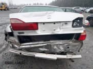 ✅ 1998 Honda Accord LX • VIN: 1HGCG5645WA033628 • Лот: 43864348. Опубликован ранее на IAAI с пробегом 226 932 миль. Бесплатный доступ к архиву аукционных продаж из США и подробный отчёт об истории автомобиля на DreamBid. Изображение 6.