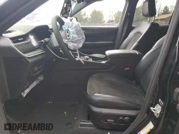 ✅ 2023 Jeep Grand Cherokee Altitude X • VIN: 1C4RJHAG7PC660284 • Lot: 69689985. Listed on Copart with 21,469 mi. Free auction sales archive from the USA and detailed vehicle history report at DreamBid. Image 7.