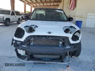 ✅ 2019 MINI Countryman Cooper S • VIN: WMZYT5C59K3E63967 • Lot: 73022644. Listed on Copart with 56,638 mi. Free auction sales archive from the USA and detailed vehicle history report at DreamBid. Image 5.