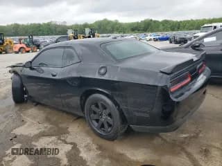✅ 2017 Dodge Challenger R/T • VIN: 2C3CDZBT2HH561213 • Lot: 51411724. Wystawiony na Copart z przebiegiem 62 882 mil. Bezpłatny archiwum sprzedaży aukcyjnych z USA i szczegółowy raport historii pojazdu na DreamBid. Zdjęcie 2.