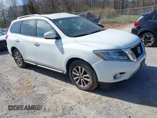 ✅ 2016 Nissan Pathfinder Platinum • VIN: 5N1AR2MM9GC619719 • Lot: 41897461. Listed on IAAI with 137,184 mi. Free auction sales archive from the USA and detailed vehicle history report at DreamBid. Image 1.