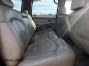 ✅ 2001 Chevrolet Suburban LS • VIN: 3GNFK16T11G105761 • Lot: 80726024. Listed on Copart with 312,601 mi. Free auction sales archive from the USA and detailed vehicle history report at DreamBid. Image 11.