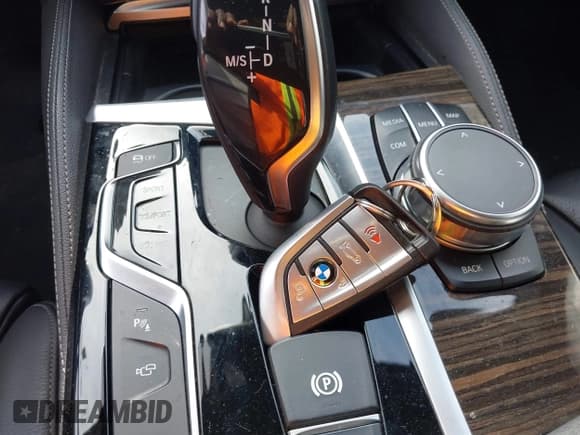 ✅ 2018 BMW 5 Series 540i • VIN: WBAJE5C5XJWA97667 • Lot: 41481362. Listed on IAAI with Not provided. Free auction sales archive from the USA and detailed vehicle history report at DreamBid. Image 11.