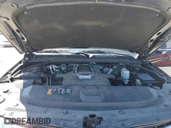 ✅ 2018 Cadillac Escalade ESV Platinum • VIN: 1GYS3KKJXJR197204 • Lot: 80083915. Listed on Copart with 75,030 mi. Free auction sales archive from the USA and detailed vehicle history report at DreamBid. Image 12.