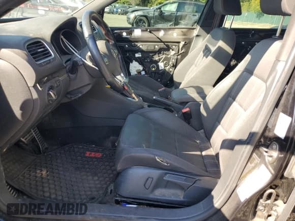 ✅ 2014 Volkswagen Golf GTI Wolfsburg Edition • VIN: WVWHD7AJ8EW003143 • Лот: 81151885. Опубликован ранее на Copart с пробегом 125 063 миль. Бесплатный доступ к архиву аукционных продаж из США и подробный отчёт об истории автомобиля на DreamBid. Изображение 7.