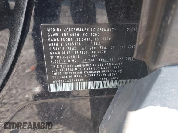 ✅ 2017 Volkswagen Tiguan S • VIN: WVGBV7AX1HK000177 • Lot: 42181456. Listed on IAAI with 179,396 mi. Free auction sales archive from the USA and detailed vehicle history report at DreamBid. Image 9.