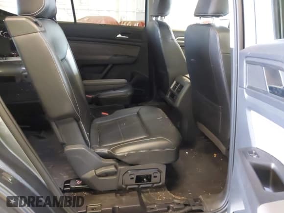 ✅ 2022 Volkswagen Atlas SE • VIN: 1V2KR2CA1NC529976 • Лот: 43065287. Опубликован ранее на IAAI с пробегом 65 338 миль. Бесплатный доступ к архиву аукционных продаж из США и подробный отчёт об истории автомобиля на DreamBid. Изображение 8.